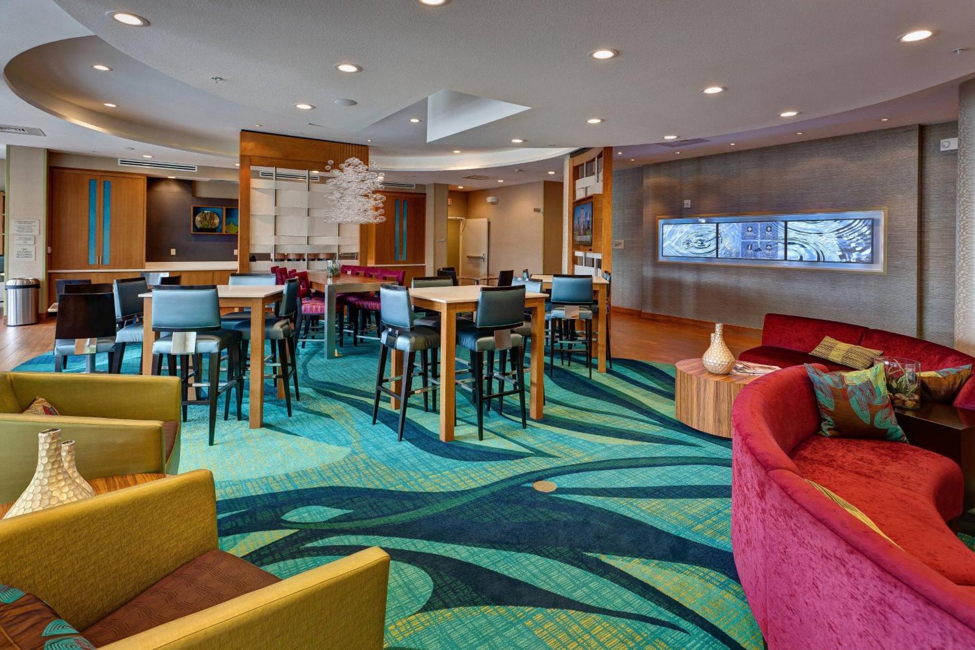 Springhill Suites By Marriott Wichita Airport Esterno foto