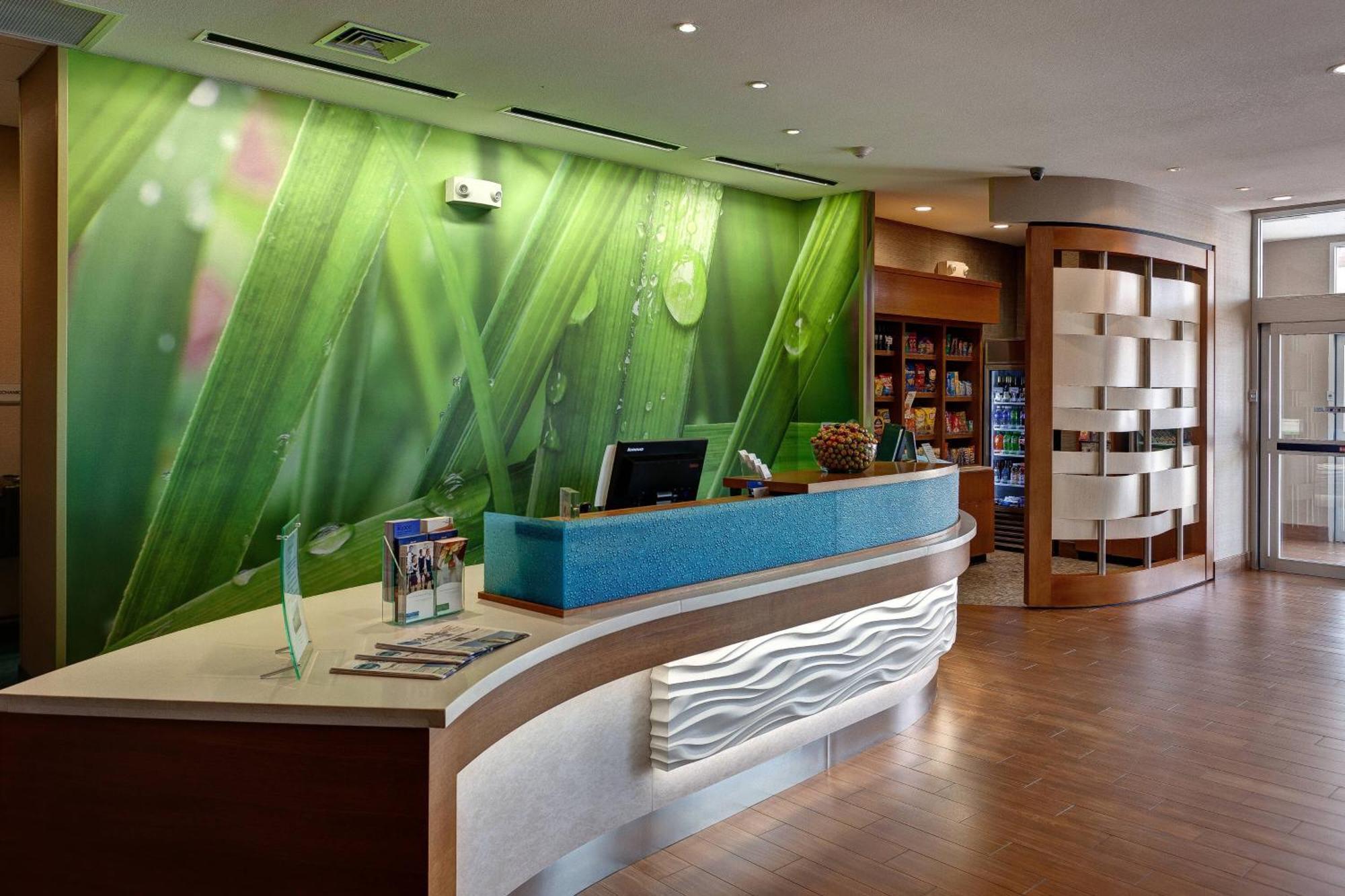 Springhill Suites By Marriott Wichita Airport Esterno foto