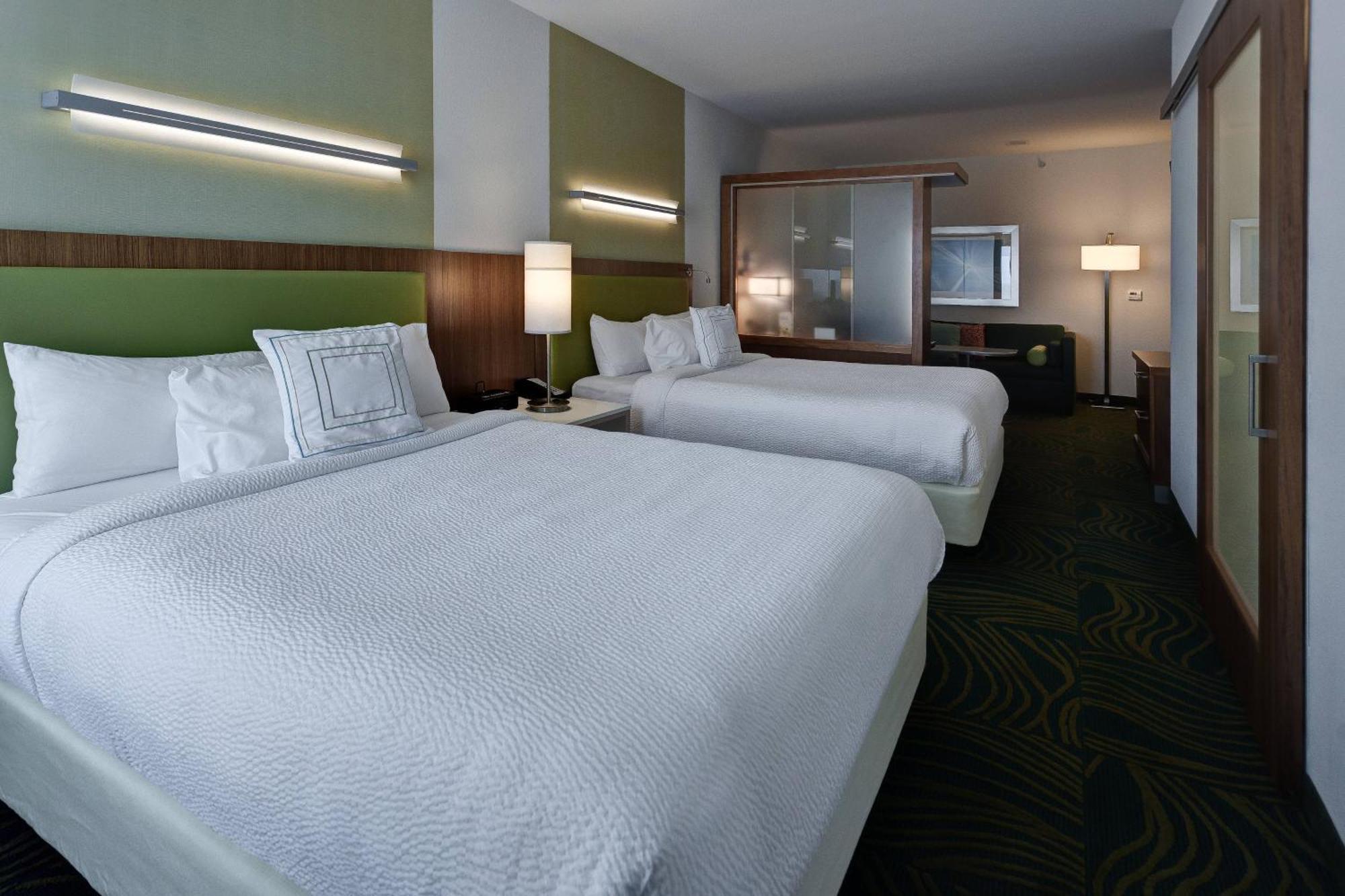 Springhill Suites By Marriott Wichita Airport Esterno foto