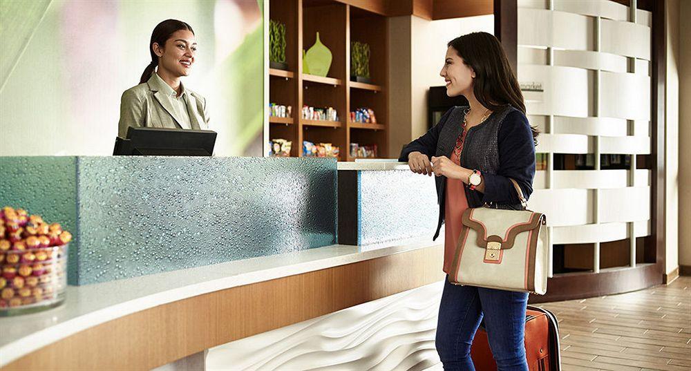 Springhill Suites By Marriott Wichita Airport Esterno foto