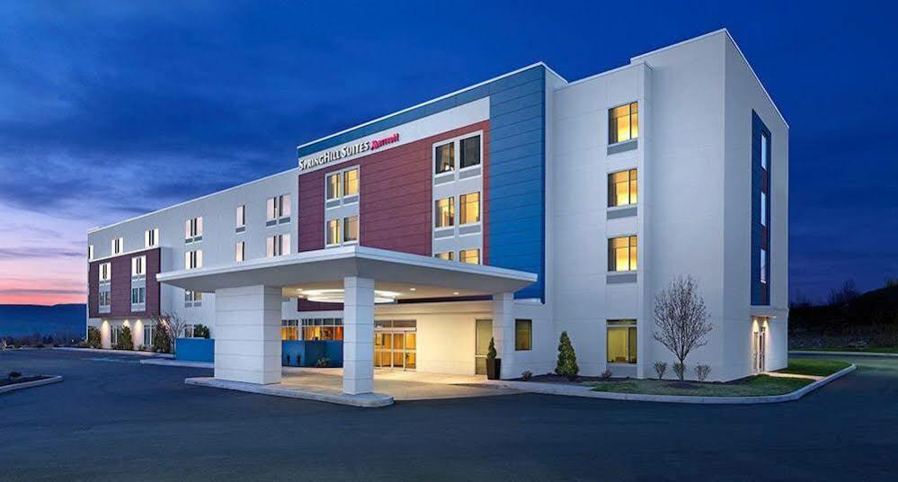 Springhill Suites By Marriott Wichita Airport Esterno foto